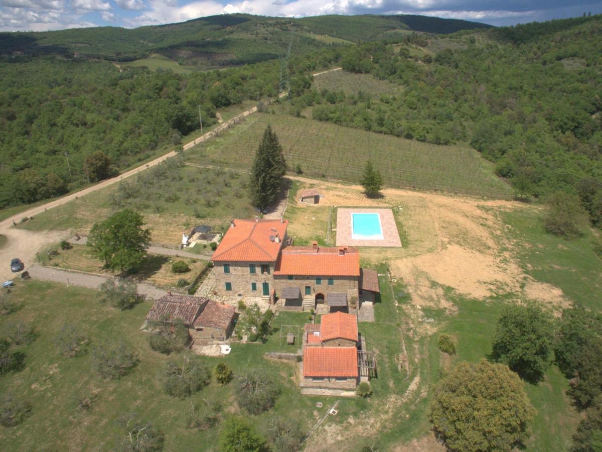 سيفيتيلا إن فال دي تشيانا Agriturismo I Poggilunghi المظهر الخارجي الصورة