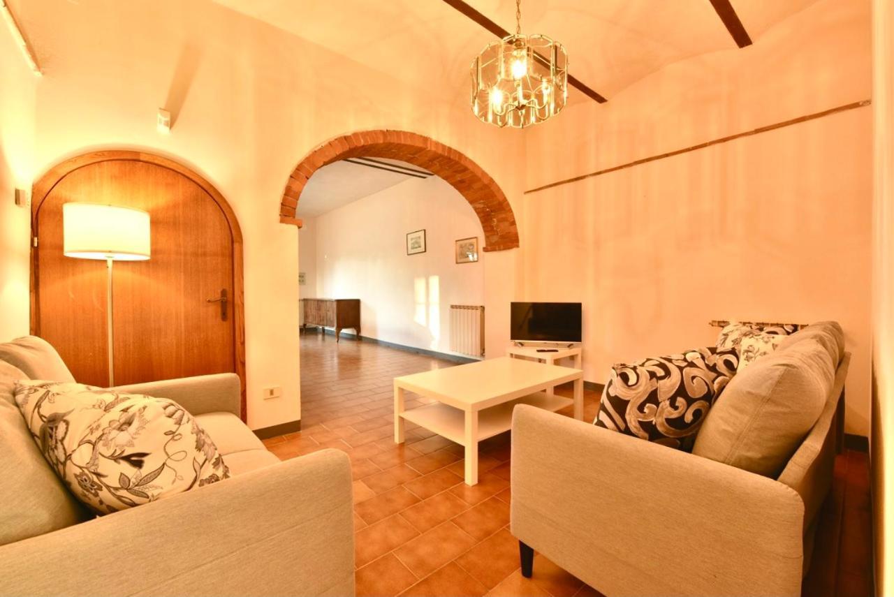 سيفيتيلا إن فال دي تشيانا Agriturismo I Poggilunghi المظهر الخارجي الصورة